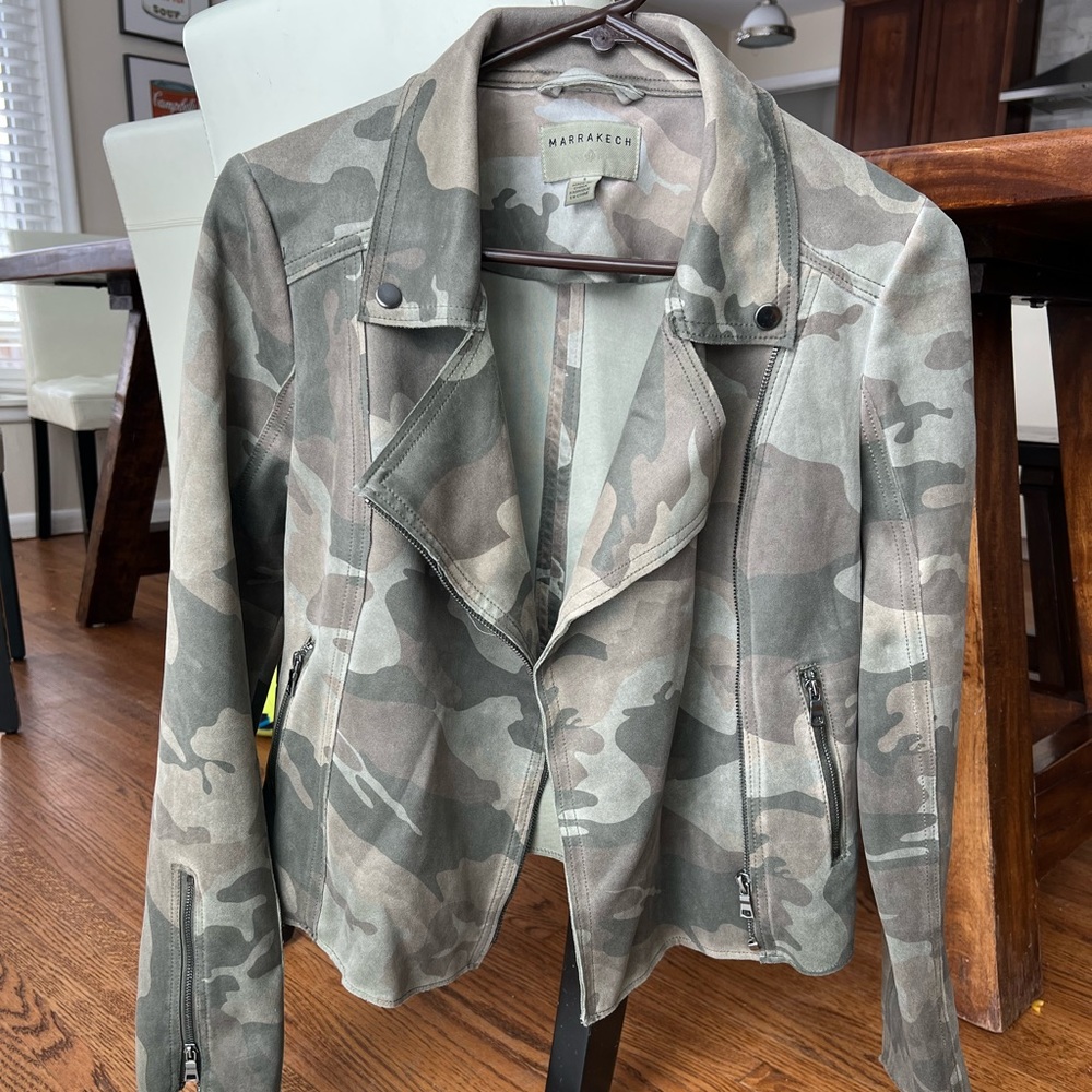 Marrakech brand moto jacket, size small, camo.